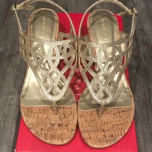 Kelly & Katie gold Analissa sandals NEW IN BOX